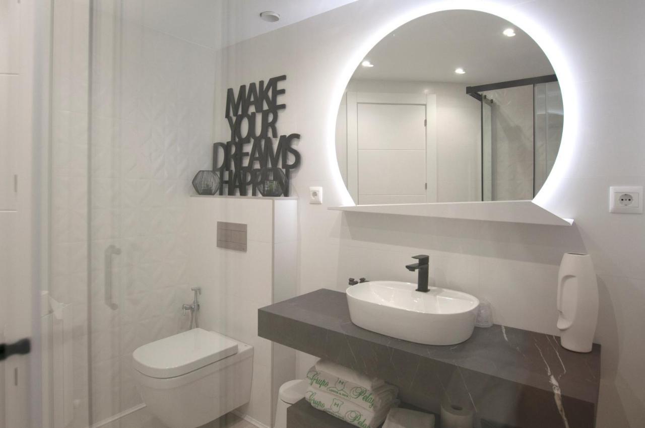 Black&White Suitte Plaza Noja Exterior foto